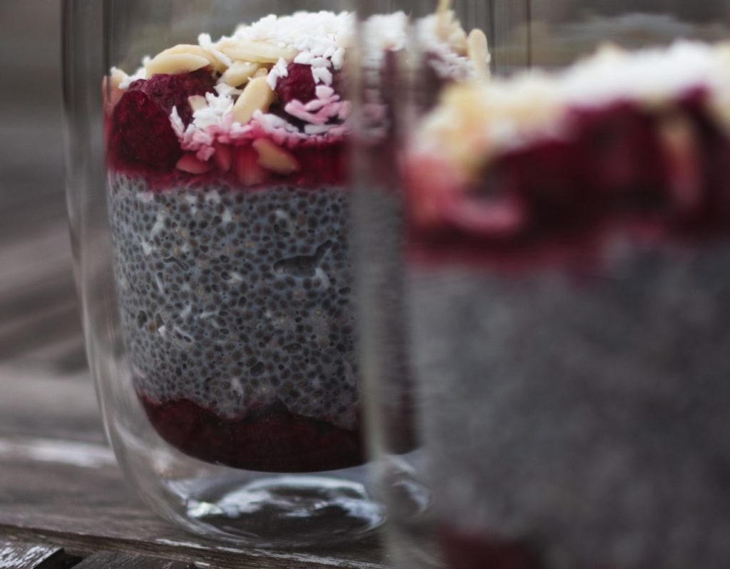 Chia pudding rostlinné nápoje