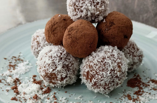 Vánoční bliss balls datle ořechy